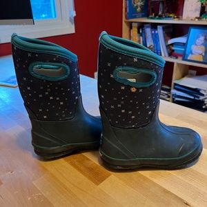 Bogs Snow Boots Kids Girls - size 13